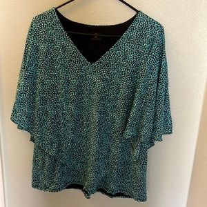 Women’s XL multicolored top with built-in shawl and v-neck, JMCollection